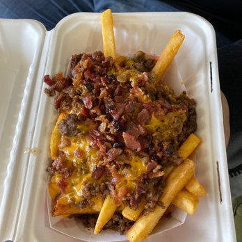 Twisted Taters - Bacon Cheeseburger - Food Trucks Near Me Twisted Taters - Bacon Cheeseburger - Food Trucks Near Me