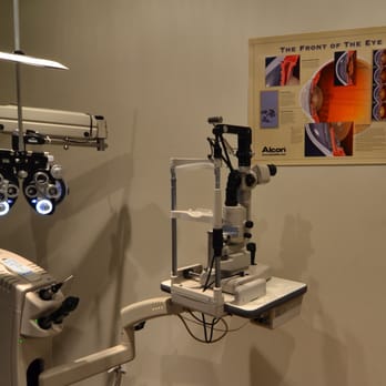 Beyond Vision Mill Woods - Examination Room - Optometrists Near Me - Edmonton, Alberta Beyond Vision Mill Woods - Examination Room - Optometrists Near Me - Edmonton, Alberta