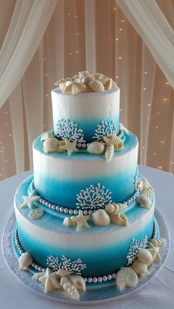 Awesome wedding cakes cheap Logo