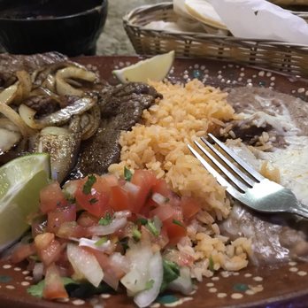 El Jefe's Restaurant 2 - Steak and onions - Mexican Near Me - Pahrump, Nevada El Jefe's Restaurant 2 - Steak and onions - Mexican Near Me - Pahrump, Nevada