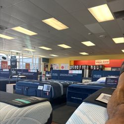 Mattress Firm Silverado Ranch - Relaxing