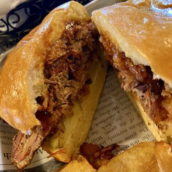 Slate Quarry Hotel - Brisket sandwich - Hotels Near Me - Nazareth, Pennsylvania Slate Quarry Hotel - Brisket sandwich - Hotels Near Me - Nazareth, Pennsylvania