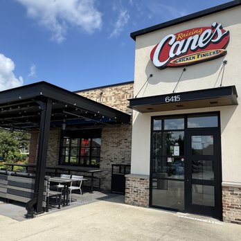 Raising Cane's Chicken Fingers - Outside - Chicken Wings Near Me - Gurnee, Illinois Raising Cane's Chicken Fingers - Outside - Chicken Wings Near Me - Gurnee, Illinois