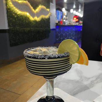 El Paraiso Mexican Restaurant - Skinny marg - Mexican Near Me - Oldsmar, Florida