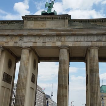 Brandenburger Tor - Brandenberg Tor - Landmarks & Historical Buildings Near Me - Berlin, BE Brandenburger Tor - Brandenberg Tor - Landmarks & Historical Buildings Near Me - Berlin, BE
