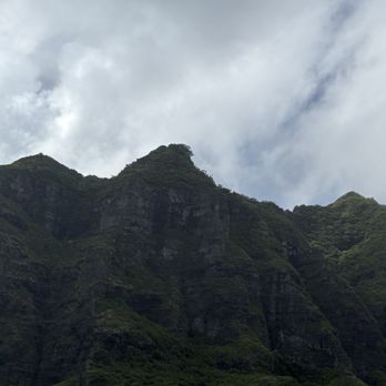 Kualoa Ranch - Tours Near Me - Kaneohe, Hawaii