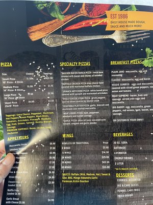 Brandanis Pizza by null