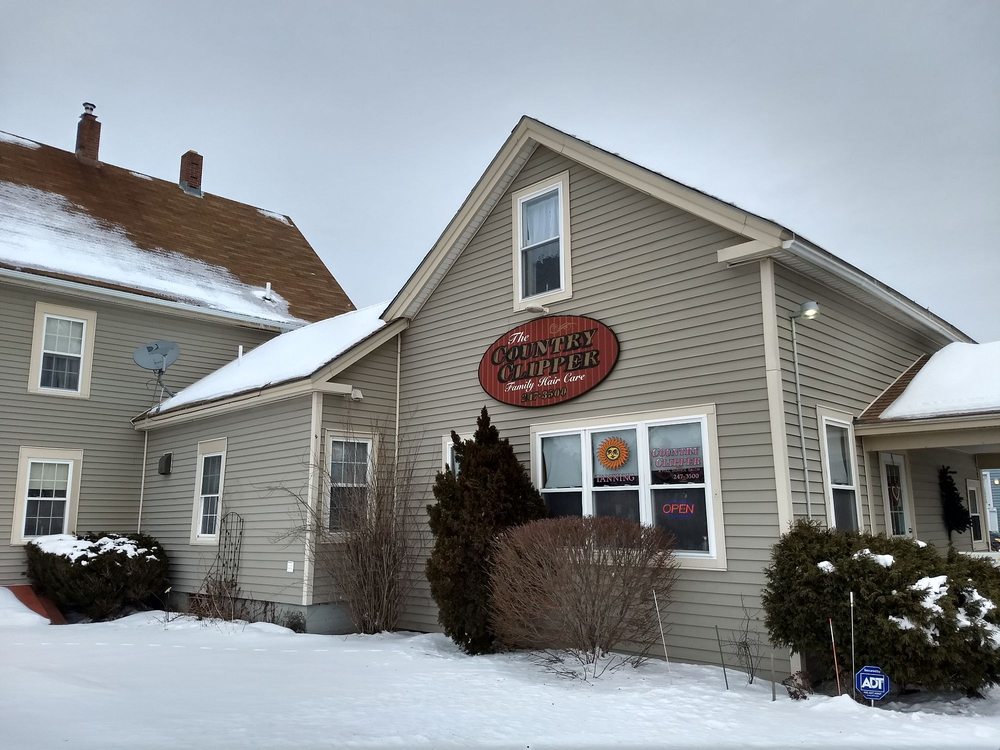 COUNTRY CLIPPER Updated August 2024 1576 Goodwins Mill Rd