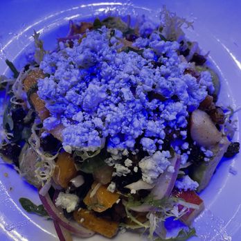 3 Brasseurs- McGill - Winter salad - Pubs Near Me - Montreal, Quebec 3 Brasseurs- McGill - Winter salad - Pubs Near Me - Montreal, Quebec