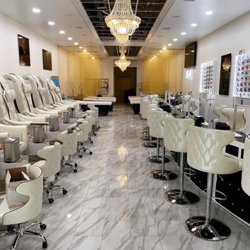 LashOut Beauty Bar