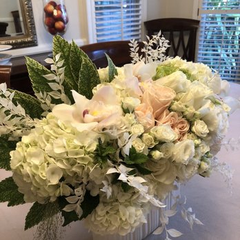 Ace of Vase - Centerpiece flower arrangements for my daughter's Engagement party created by Ace of Vase. Gorgeous! - Florists Near Me - Burbank, California Ace of Vase - Centerpiece flower arrangements for my daughter's Engagement party created by Ace of Vase. Gorgeous! - Florists Near Me - Burbank, California