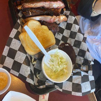 Hickory Hut - Lunch Rib Plate - Barbeque Near Me - Salina, Kansas