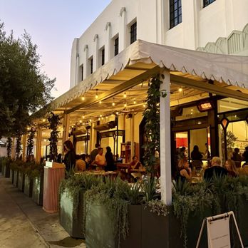 Saffy's - Exterior - Middle Eastern Near Me - Los Angeles, California Saffy's - Exterior - Middle Eastern Near Me - Los Angeles, California