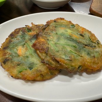 LA Hwaluh - REALLY good chive pancake - Korean Near Me - Los Angeles, California