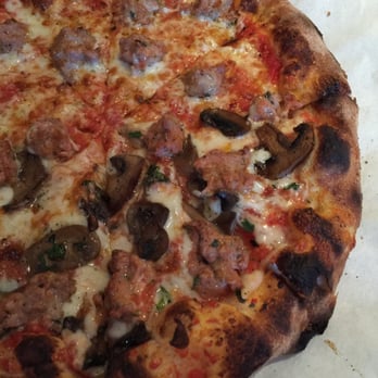 Pazzo - Sausage pizza - Pizza Near Me - San Carlos, California Pazzo - Sausage pizza - Pizza Near Me - San Carlos, California