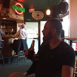 Lizard's Pub & Eatery