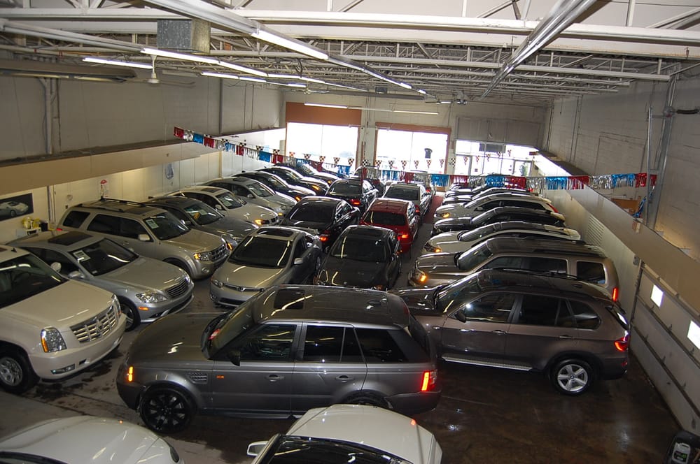 ULTIMA AUTO Updated June 2024 6050 SaintJacques Rue, Montréal