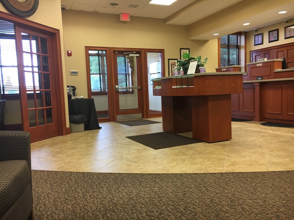 SHARON CREDIT UNION 121 Main St, Foxboro, Massachusetts Banks