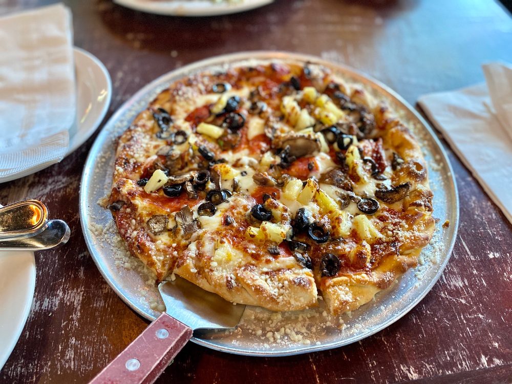 Giorgio's Greek Cafe & Pizzeria