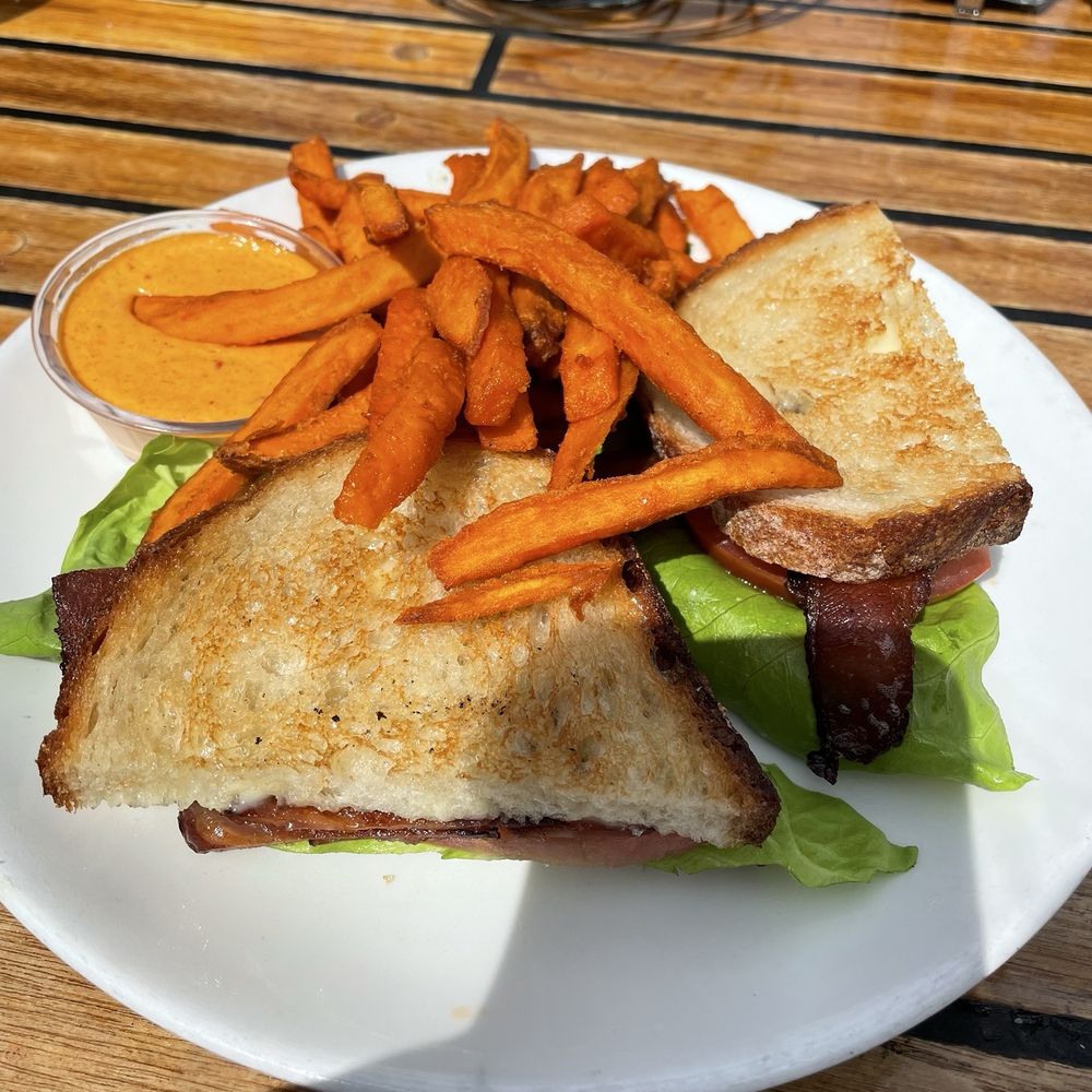 Ray's Café - BLT with sweet potato fries - Seafood Near Me - Seattle, Washington Ray's Café - BLT with sweet potato fries - Seafood Near Me - Seattle, Washington