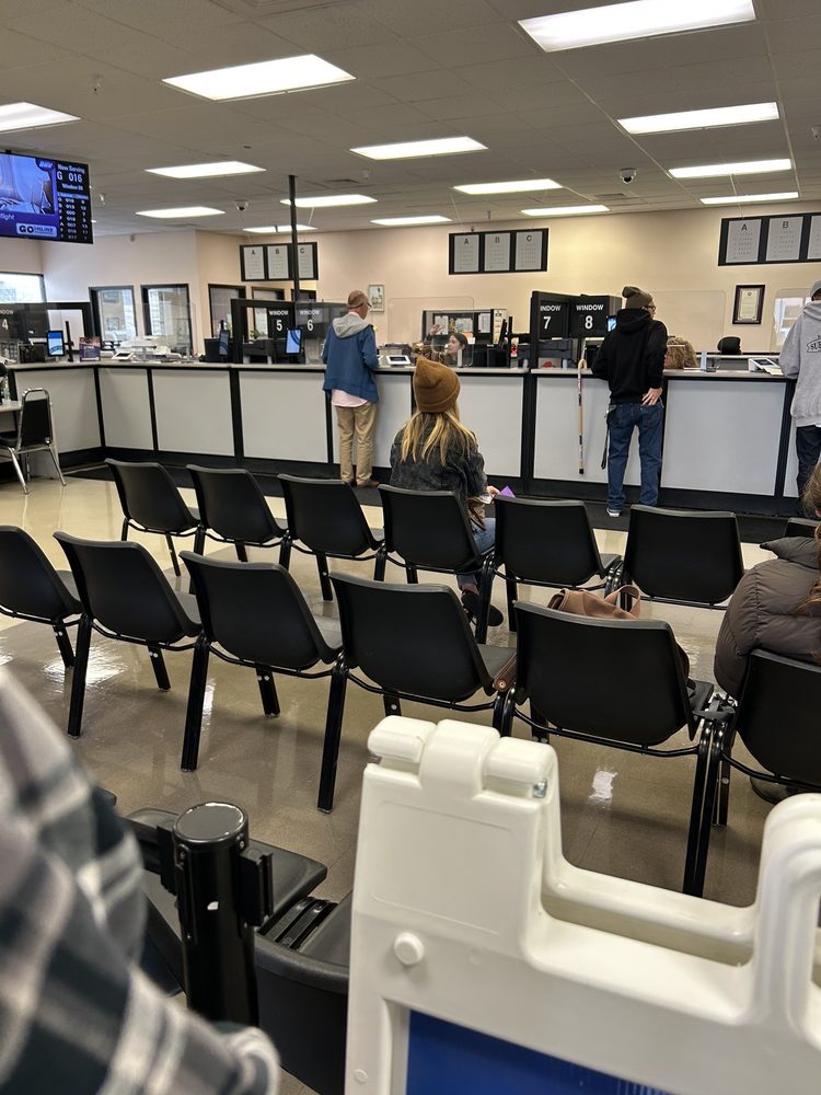 CALIFORNIA DEPARTMENT OF MOTOR VEHICLES Updated October 2024 49 Photos & 137 Reviews 4260