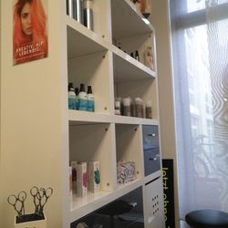 Yv's Haaratelier