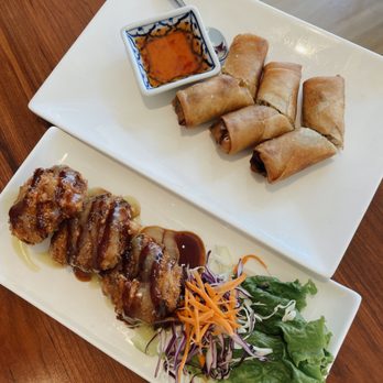 Spice Me Thai Cuisine - Crab cakes // duck spring rolls - Thai Near Me - Half Moon Bay, California Spice Me Thai Cuisine - Crab cakes // duck spring rolls - Thai Near Me - Half Moon Bay, California