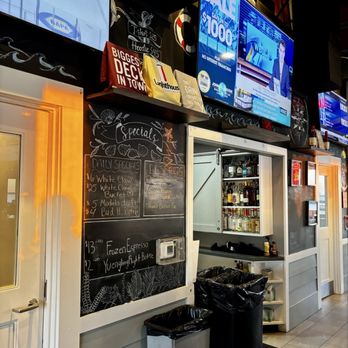 The Lighthouse - Bar area - New American Near Me - Dewey Beach, Delaware