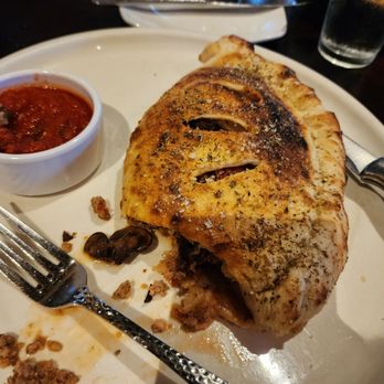 Pizzeria Mimosa - Calzone - Italian Near Me - Hereford, Arizona Pizzeria Mimosa - Calzone - Italian Near Me - Hereford, Arizona