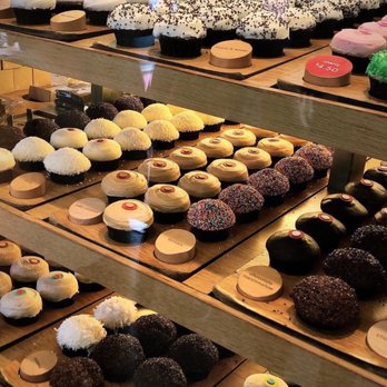 Sprinkles Georgetown - Bakeries Near Me - Washington, DC, District of Columbia Sprinkles Georgetown - Bakeries Near Me - Washington, DC, District of Columbia