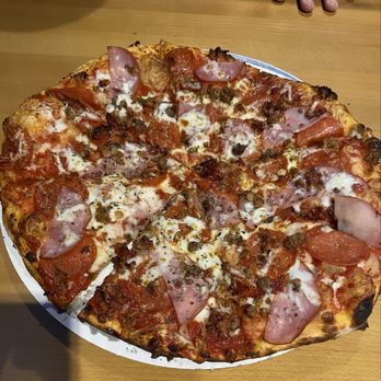 PaPPo's Pizzeria & Pub - Meat Lovers Pizza - Chicken Wings Near Me - Overland Park, Kansas PaPPo's Pizzeria & Pub - Meat Lovers Pizza - Chicken Wings Near Me - Overland Park, Kansas