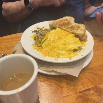 The Garden Brunch Cafe - Breakfast bowl with turkey sausage. - Breakfast & Brunch Near Me - Memphis, Tennessee The Garden Brunch Cafe - Breakfast bowl with turkey sausage. - Breakfast & Brunch Near Me - Memphis, Tennessee