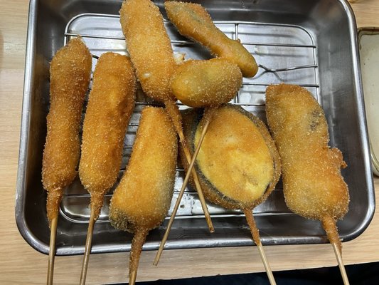 Kushikatsu Daruma - Shinsekai Main Shop by null