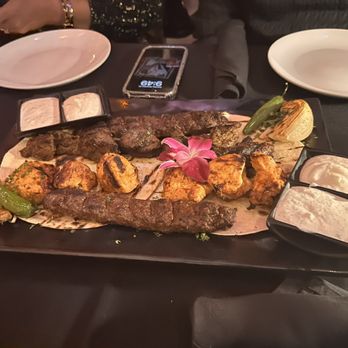 La Vie Mediterranean Restaurant - Lebanese Near Me - Pompano Beach, Florida