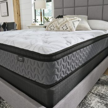 Riley's Furniture - Furniture Stores Near Me - Windsor, Ontario Riley's Furniture - Furniture Stores Near Me - Windsor, Ontario