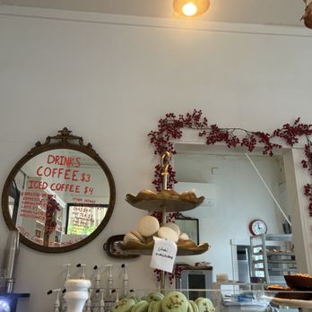 The Lost Lamb - Patisserie/Cake Shop Near Me - Stockbridge, Massachusetts The Lost Lamb - Patisserie/Cake Shop Near Me - Stockbridge, Massachusetts