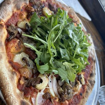 EVO Pizzeria - Mushroom and arugula, added bacon - Pizza Near Me - North Charleston, South Carolina EVO Pizzeria - Mushroom and arugula, added bacon - Pizza Near Me - North Charleston, South Carolina