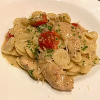 Crew - YUMMY pasta! - New American Near Me - Poughkeepsie, New York