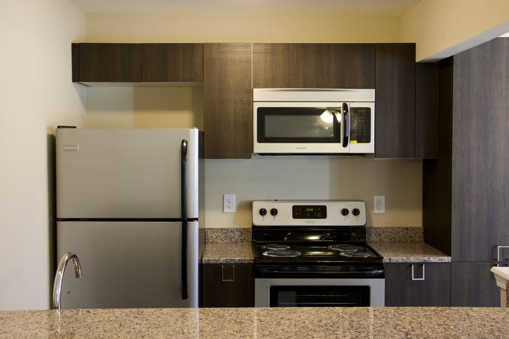 ASHFORD PAVILION APARTMENTS Updated July 2024 14 Photos 3681 N