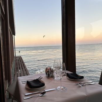 Chart House - Gorgeous view - Seafood Near Me - Monterey, California Chart House - Gorgeous view - Seafood Near Me - Monterey, California