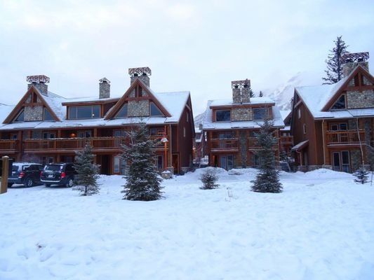 Hidden Ridge Resort by null