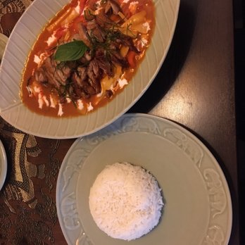 Khao - Number 37. Gaeng Ped crispy duck. Very delicious! - Thai Near Me - Kindsbach, RP