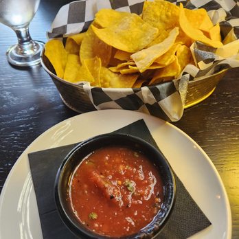 El Santo - fresh, hot, non-greasy chips and salsa - Mexican Near Me - West Hartford, Connecticut El Santo - fresh, hot, non-greasy chips and salsa - Mexican Near Me - West Hartford, Connecticut