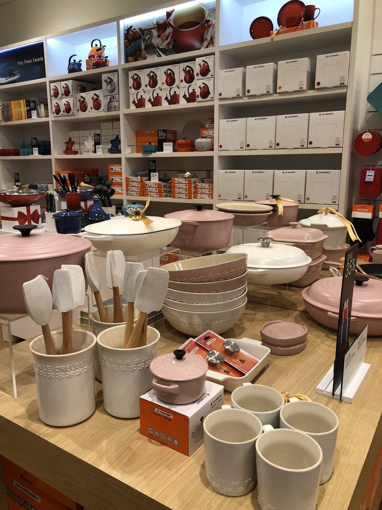 LE CREUSET OUTLET STORE Updated July 2024 16 Photos 869