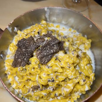 Pink Mamma - Truffle pasta - Steakhouses Near Me - Paris, 75 Pink Mamma - Truffle pasta - Steakhouses Near Me - Paris, 75