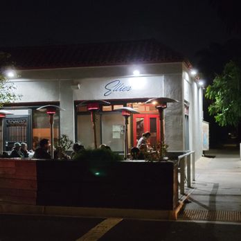 Ellie's - Italian Near Me - Long Beach, California