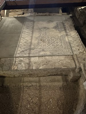 Basilica di Sant' Anastasia by null