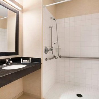 Fairfield Inn Dubuque - Hotels Near Me - Dubuque, Iowa Fairfield Inn Dubuque - Hotels Near Me - Dubuque, Iowa