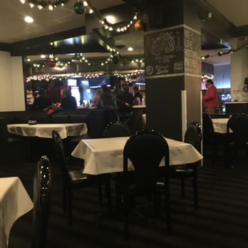 Pizzeria Ora - Chicago Style Pizza - Bar area - Pizza Near Me - Chicago, Illinois Pizzeria Ora - Chicago Style Pizza - Bar area - Pizza Near Me - Chicago, Illinois
