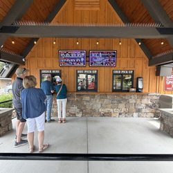 Burger Master Drive In - Line